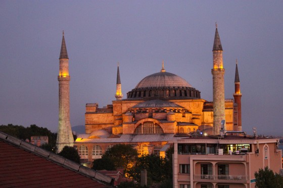 best-design-guides-the-special-guide-for-5-summer-destinations-hagia-sophia