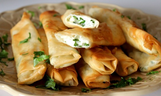 Best-design-guides-top-7-best-food-to-try-in-istanbul-siagara-borek