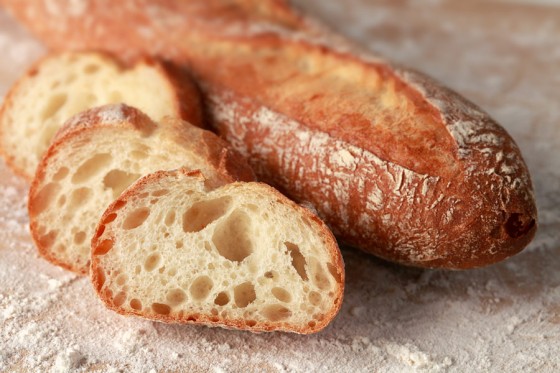 best-design-guides-food-you-must-try-in-paris-baguettes