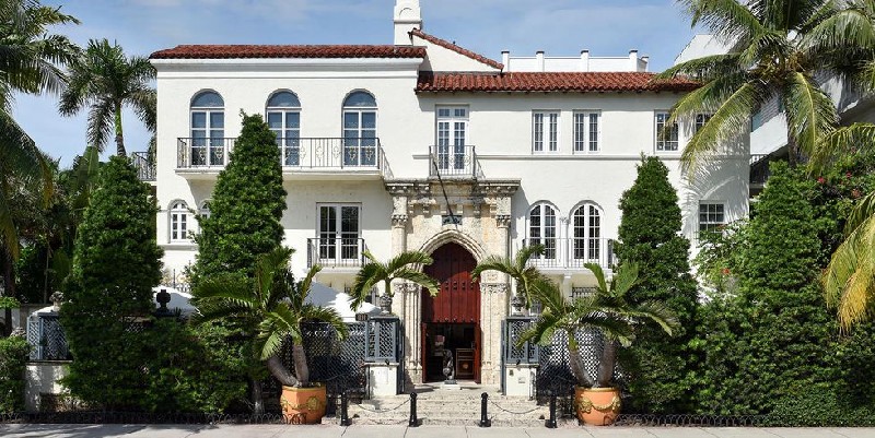 The Versace Mansion: Everything You Need To Know