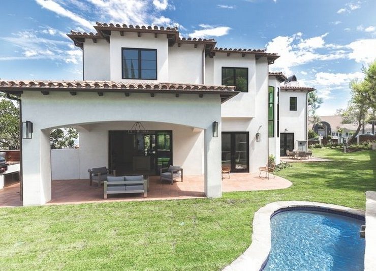 Step Inside Serena Williams's New Mansion in Beverly Hills > Best Design Guides > The latest news and trends in the design world > #serenawilliamsnewmansion #celbrityhomes #bestdesignguides